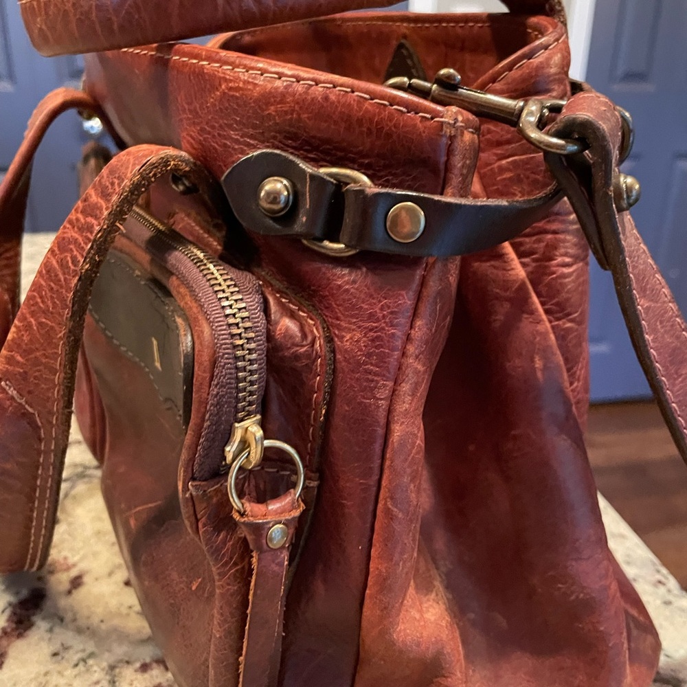 Overland with Concealed Carry Pocket - Picture 3 of 9